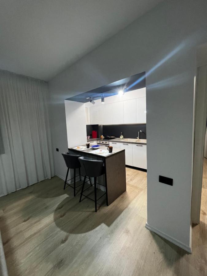 Amion Apartment In Center Of Тирана Экстерьер фото