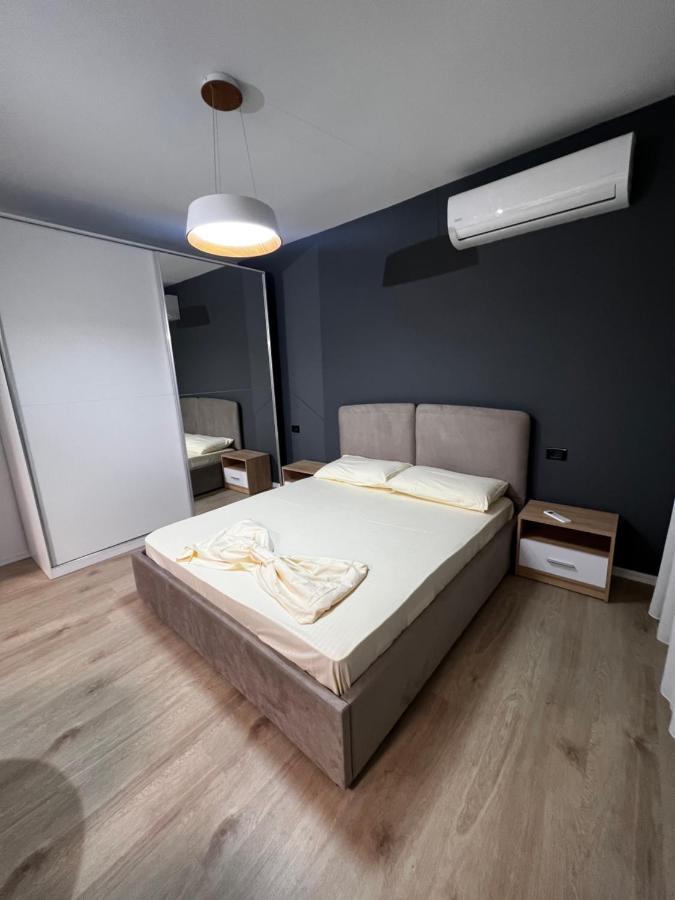 Amion Apartment In Center Of Тирана Экстерьер фото