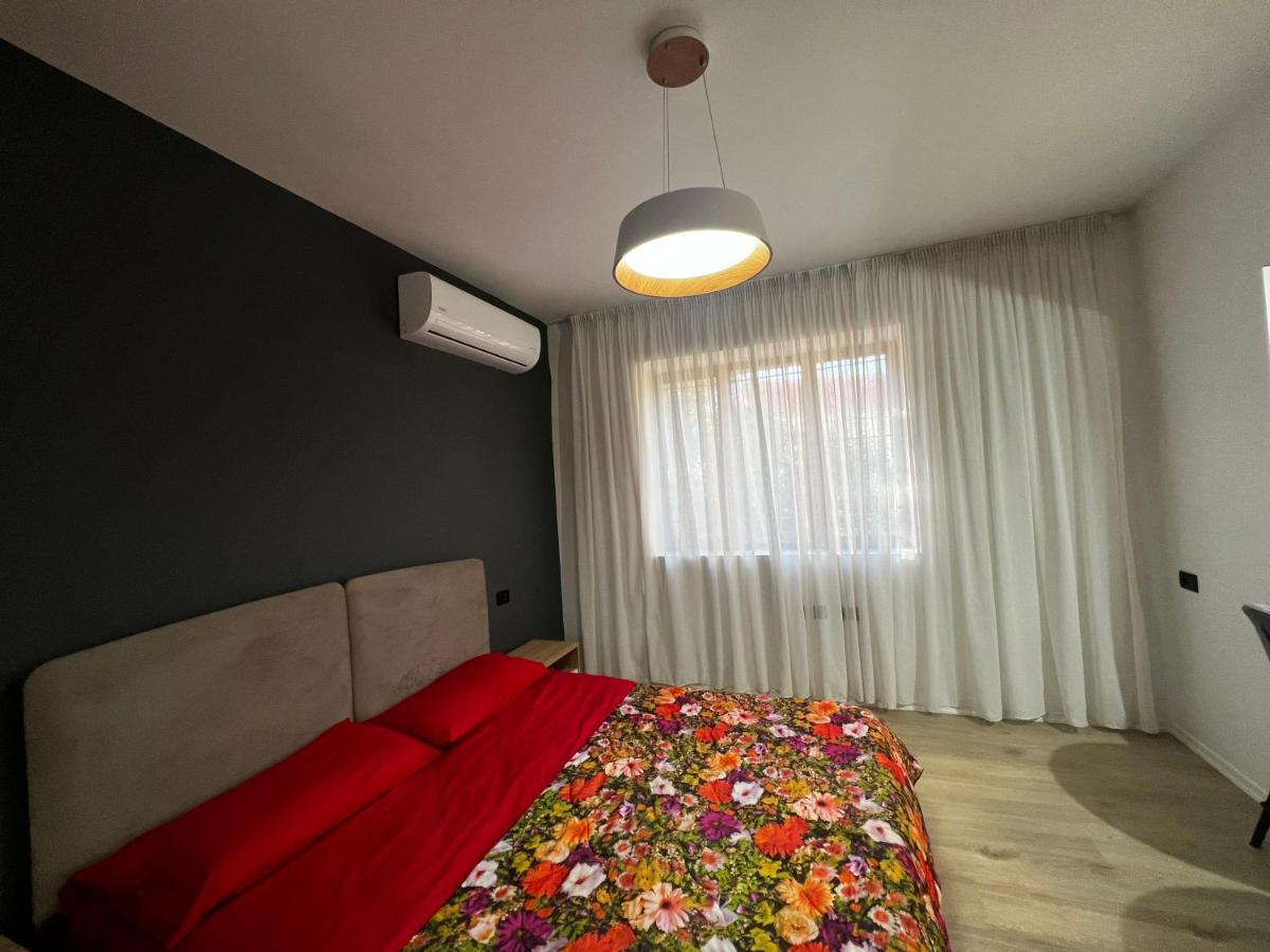Amion Apartment In Center Of Тирана Экстерьер фото