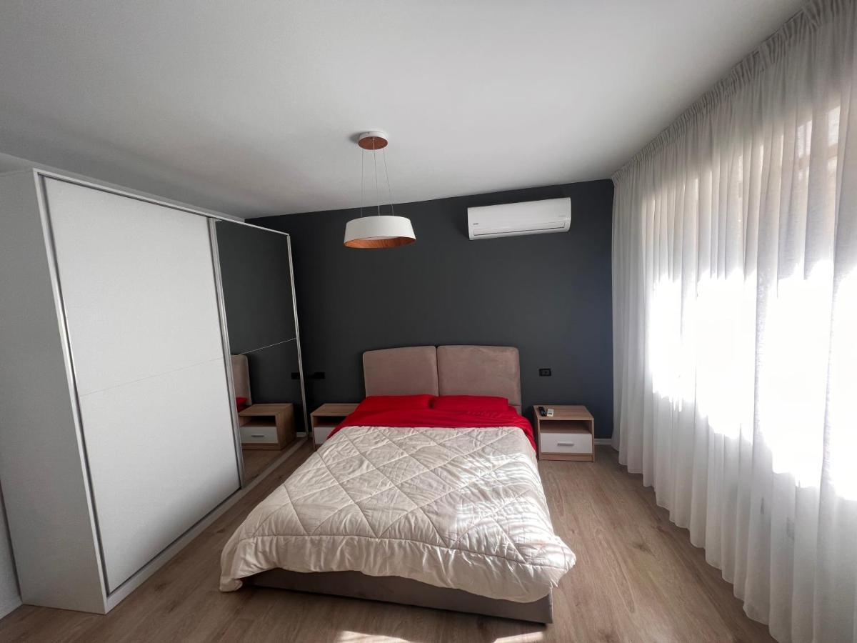 Amion Apartment In Center Of Тирана Экстерьер фото